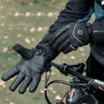 Rechargeable heated gloves
