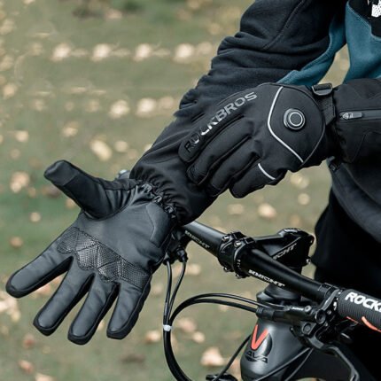 Rechargeable heated gloves